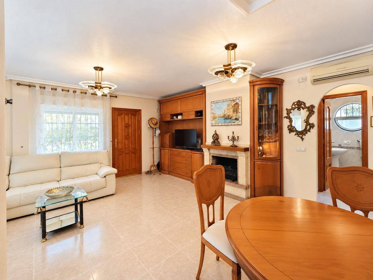 3 soveværelse Villa til salg i Filipinas med swimmingpool - € 369.000 (Ref: 10089781)