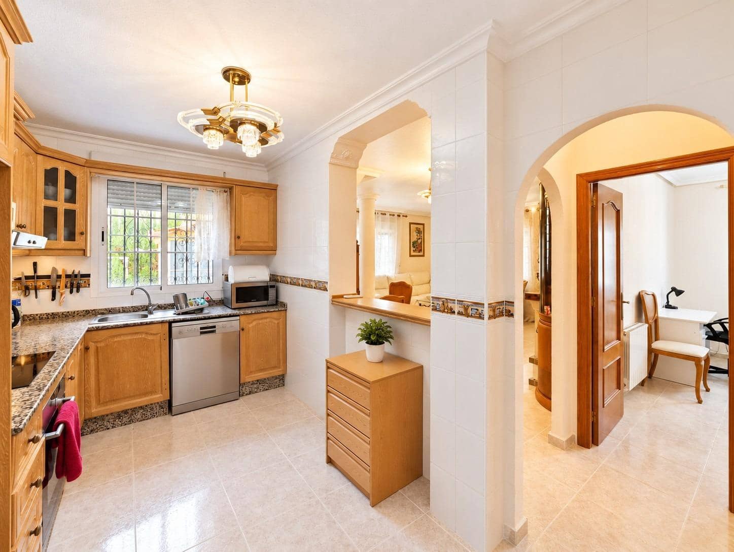3 soveværelse Villa til salg i Filipinas med swimmingpool - € 369.000 (Ref: 10089781)