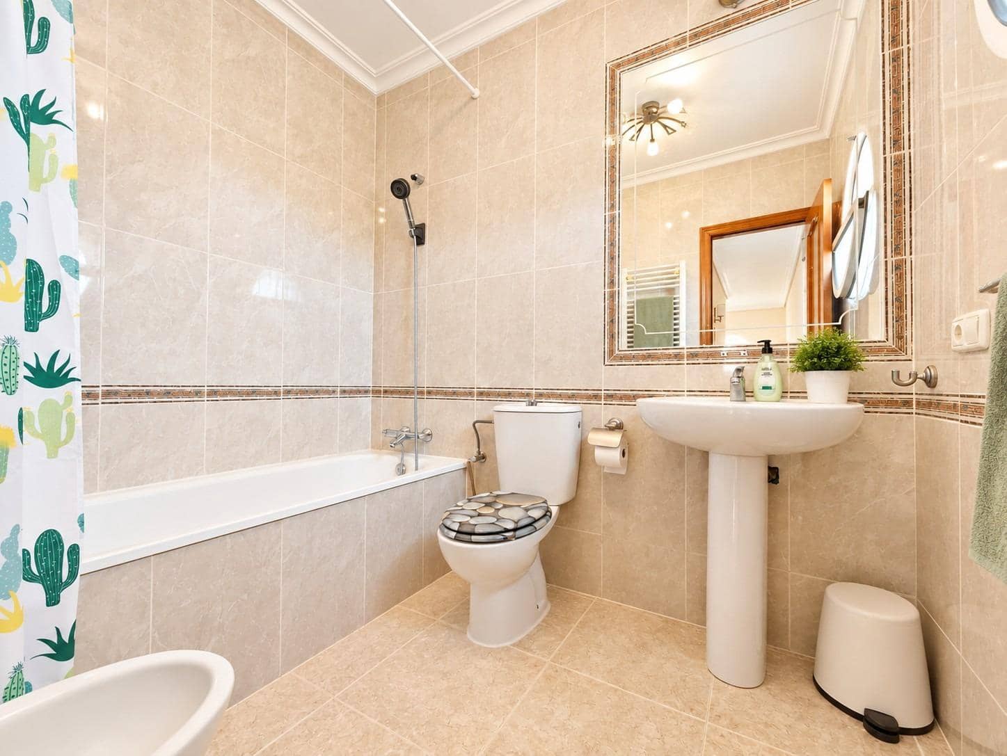 3 soveværelse Villa til salg i Filipinas med swimmingpool - € 369.000 (Ref: 10089781)