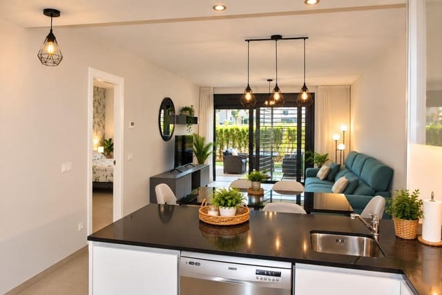 3 makuuhuone Huoneisto lomavuokrausta paikassa Playa Flamenca, Orihuela mukana uima-altaan 
autotalli - 1 120 € (Ref: 10094796)