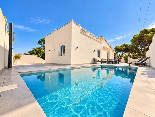 5 camera da letto Villa in vendita in Los Balcones - Los Altos, Torrevieja con piscina garage - 599.000 € (Rif: 10102701)