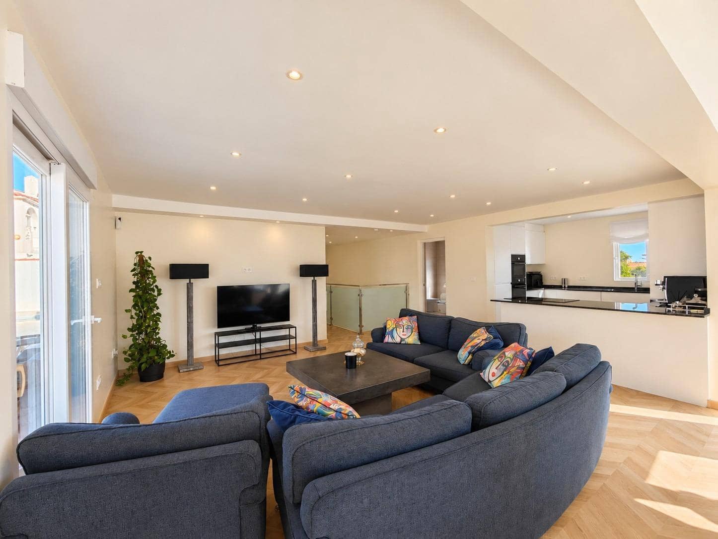 5 soverom Villa til salgs i Torrevieja - € 599 000 (Ref: 10102701)