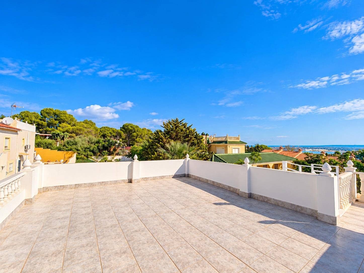 5 soverom Villa til salgs i Torrevieja - € 599 000 (Ref: 10102701)
