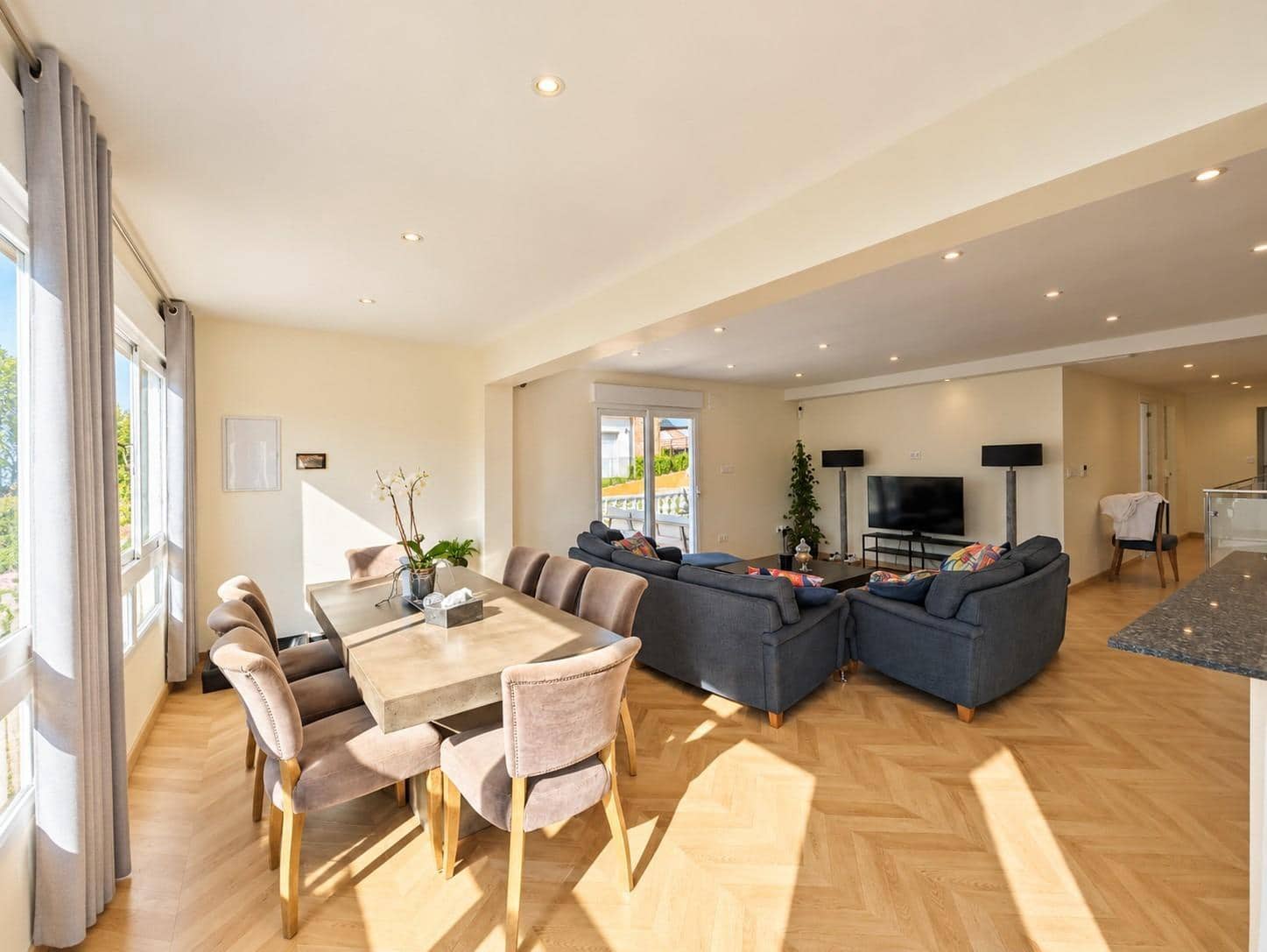 5 soverom Villa til salgs i Torrevieja - € 599 000 (Ref: 10102701)