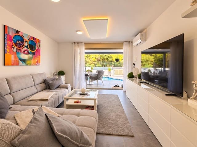 3 soverom Villa til salgs i Mil Palmeras, Pilar de la Horadada med svømmebasseng - € 395 000 (Ref: 10139804)