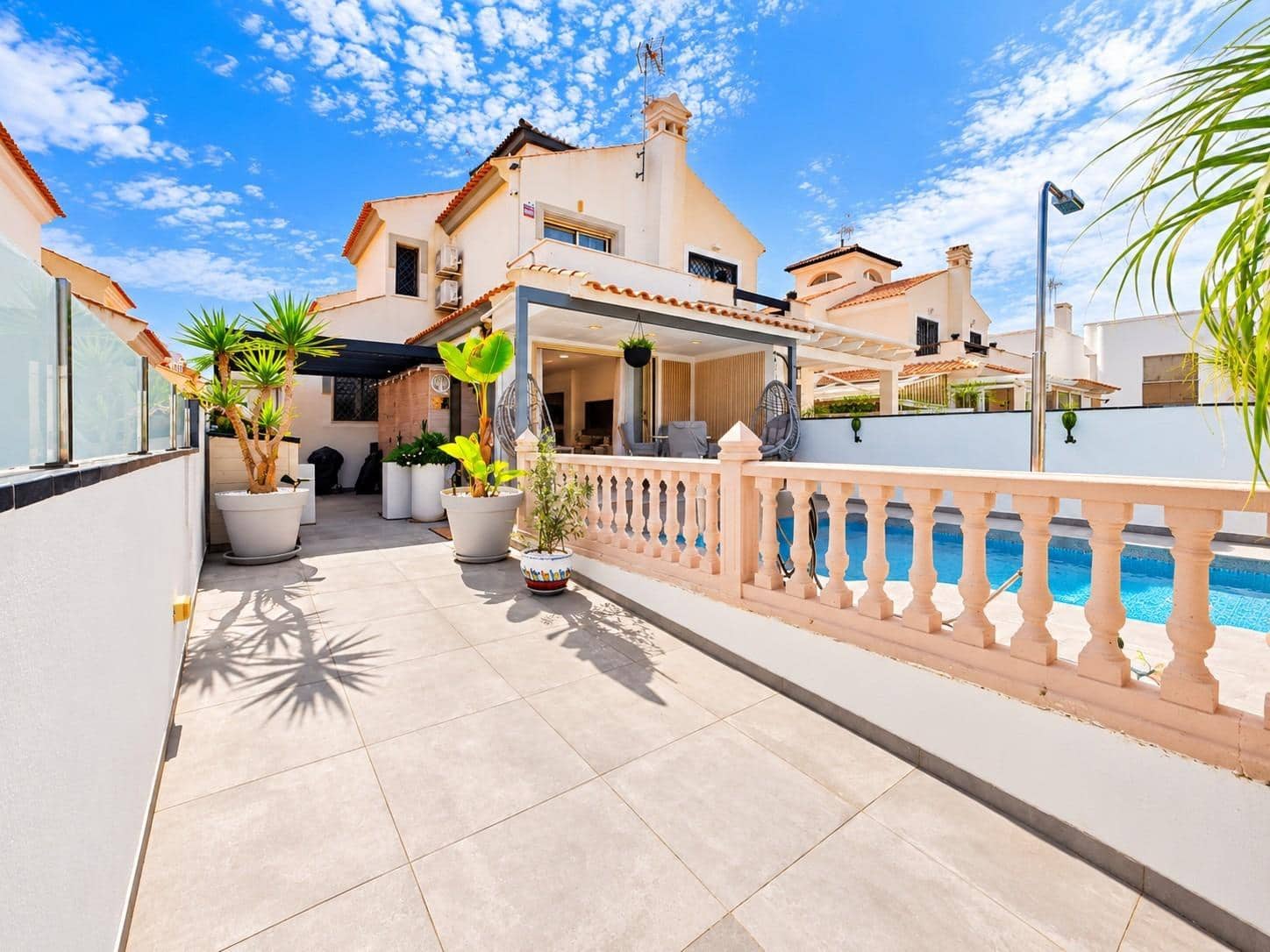 3 Zimmer Villa zu verkaufen in Pilar de la Horadada mit Pool - 395.000 € (Ref: 10139804)