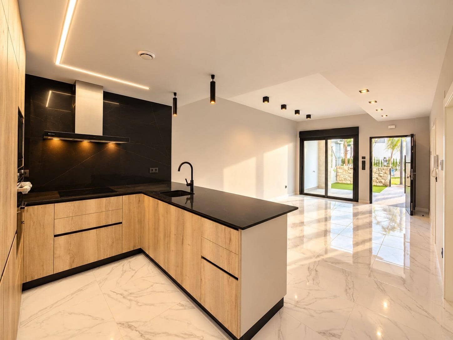 3 makuuhuone Bungalow myytävänä paikassa Orihuela Costa - 425 000 € (Ref: 10139805)