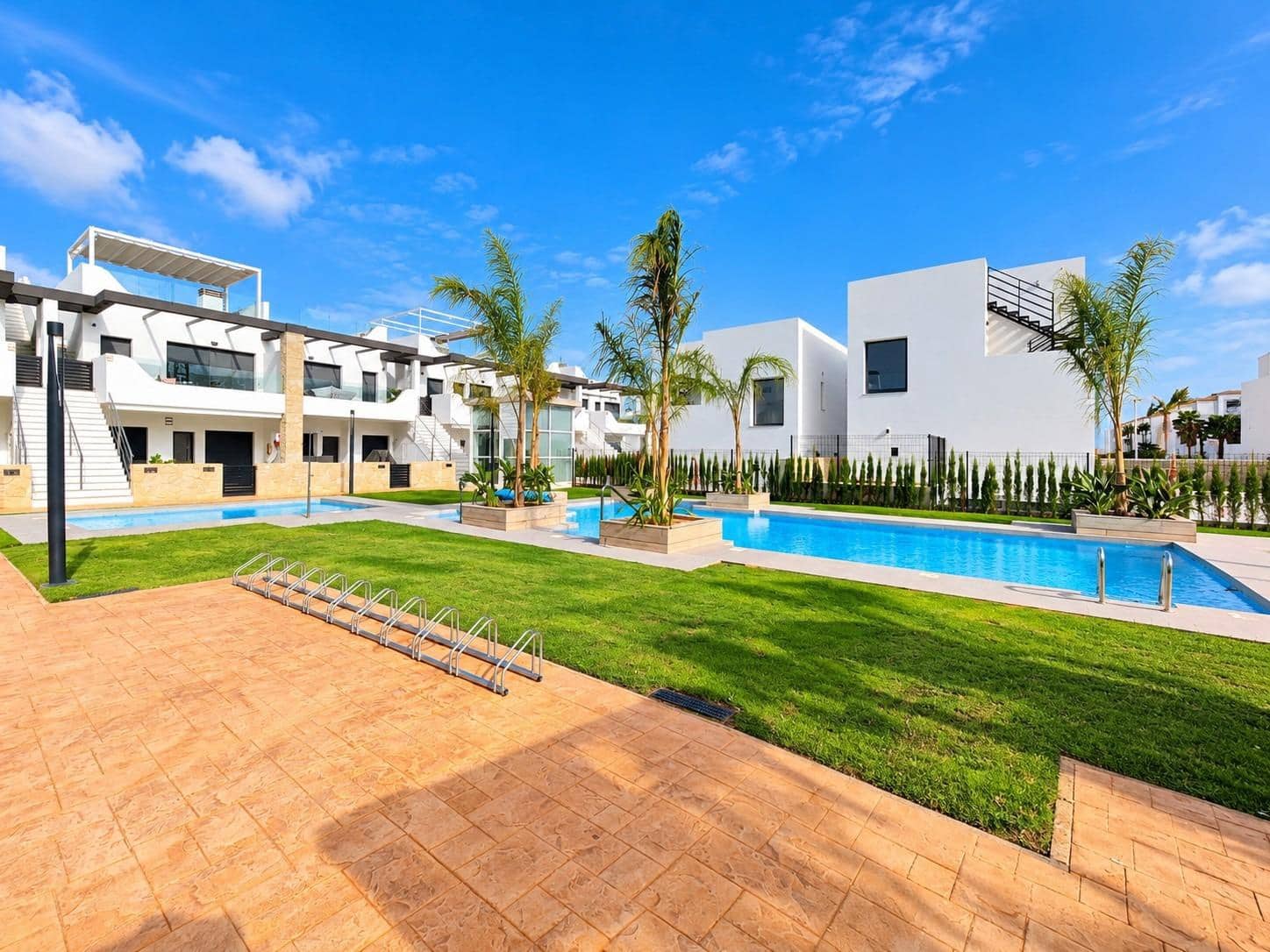 3 makuuhuone Bungalow myytävänä paikassa Orihuela Costa - 425 000 € (Ref: 10139805)