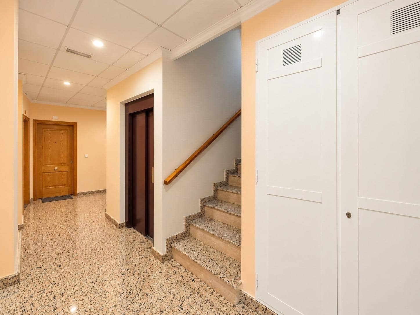 2 bedroom Flat for sale in Pilar de la Horadada with garage - € 149,000 (Ref: 10142680)