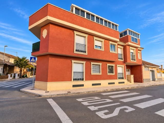 2 bedroom Flat for sale in Pilar de la Horadada with garage - € 149,000 (Ref: 10142680)
