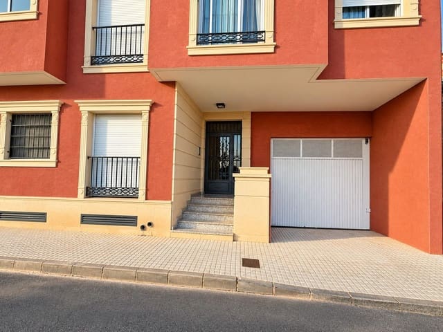 2 bedroom Flat for sale in Pilar de la Horadada with garage - € 149,000 (Ref: 10142680)