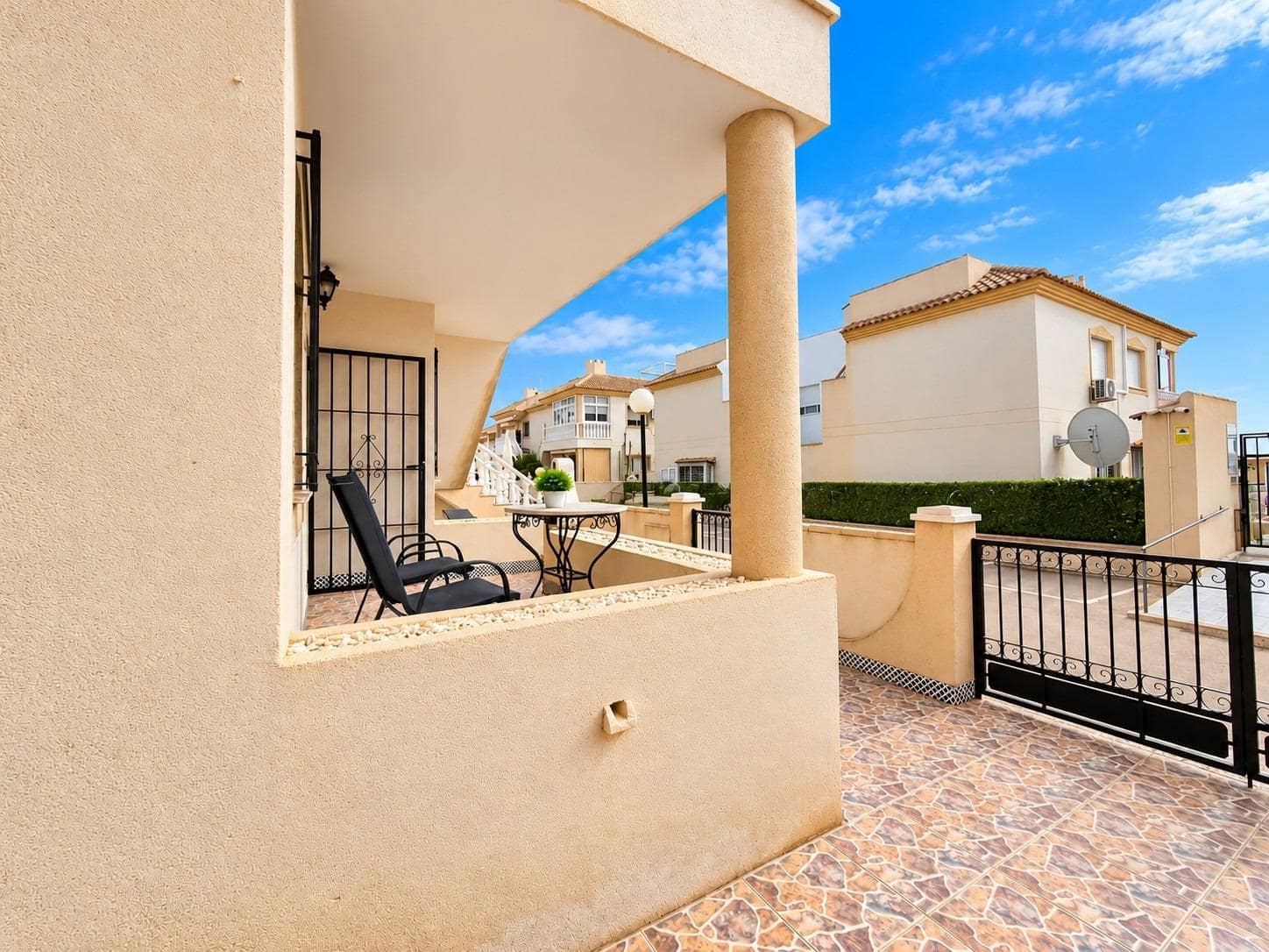 2 sypialnia Bungalow na sprzedaż w La Zenia - 199 000 € (Ref: 10147203)