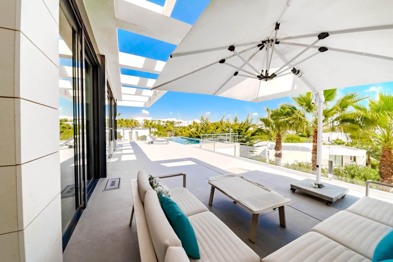 6 soverom Villa til salgs i Las Colinas Golf med svømmebasseng - € 1 990 000 (Ref: 10155340)