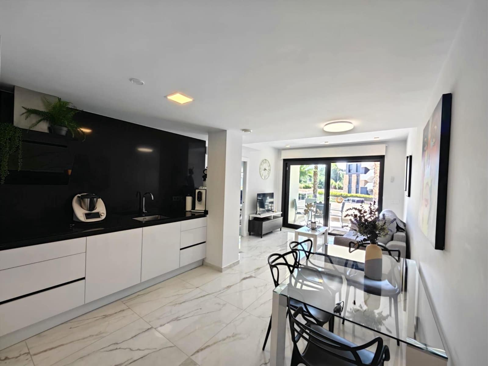 Apartamento de 2 habitaciones en Orihuela Costa en venta con garaje - 249.000 € (Ref: 9908738)