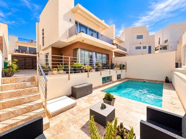 Chalet de 3 habitaciones en Orihuela Costa, Orihuela en venta con piscina garaje - 469.000 € (Ref: 9908740)