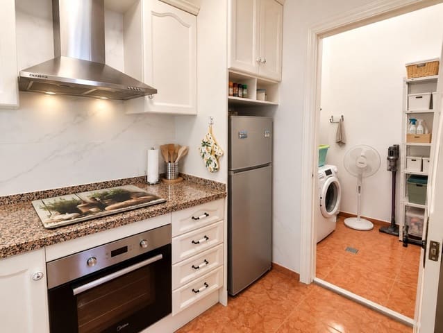 4 slaapkamer Halfvrijstaande villa te koop in Orihuela Costa, Orihuela met zwembad - € 269.000 (Ref: 9908741)