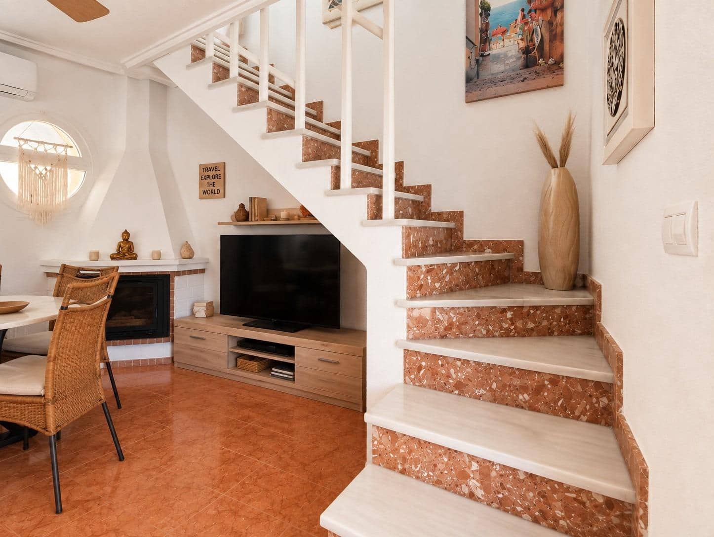 4 bedroom Semi-detached Villa for sale in Orihuela Costa with pool - € 279,000 (Ref: 9908741)