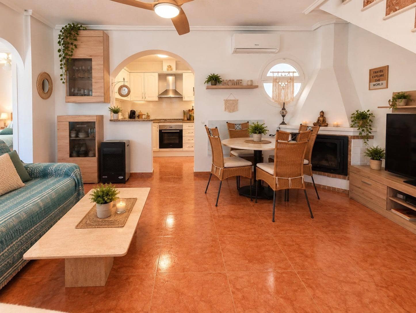 4 bedroom Semi-detached Villa for sale in Orihuela Costa with pool - € 279,000 (Ref: 9908741)