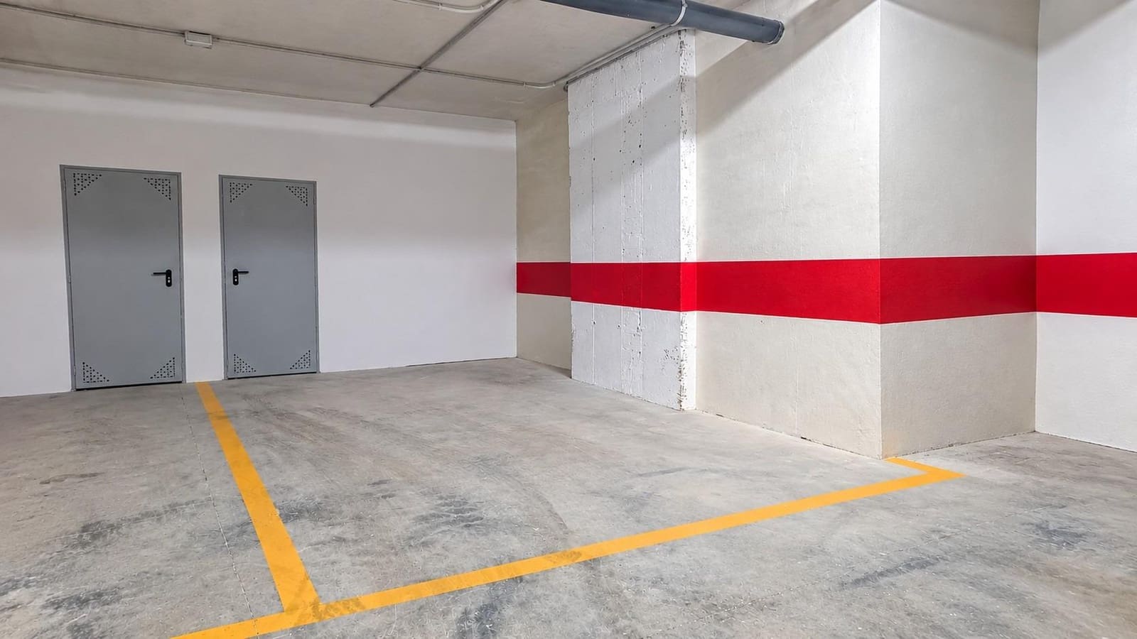 2 soverom Leilighet til salgs i La Florida med svømmebasseng garasje - € 265 000 (Ref: 9908742)