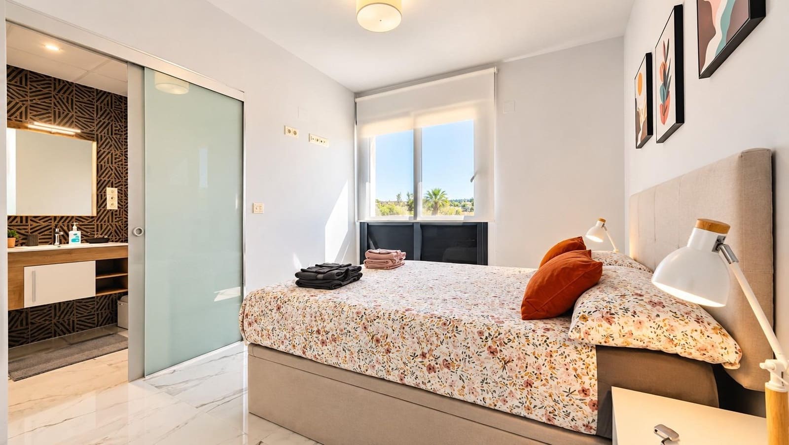 2 soverom Leilighet til salgs i La Florida med svømmebasseng garasje - € 265 000 (Ref: 9908742)