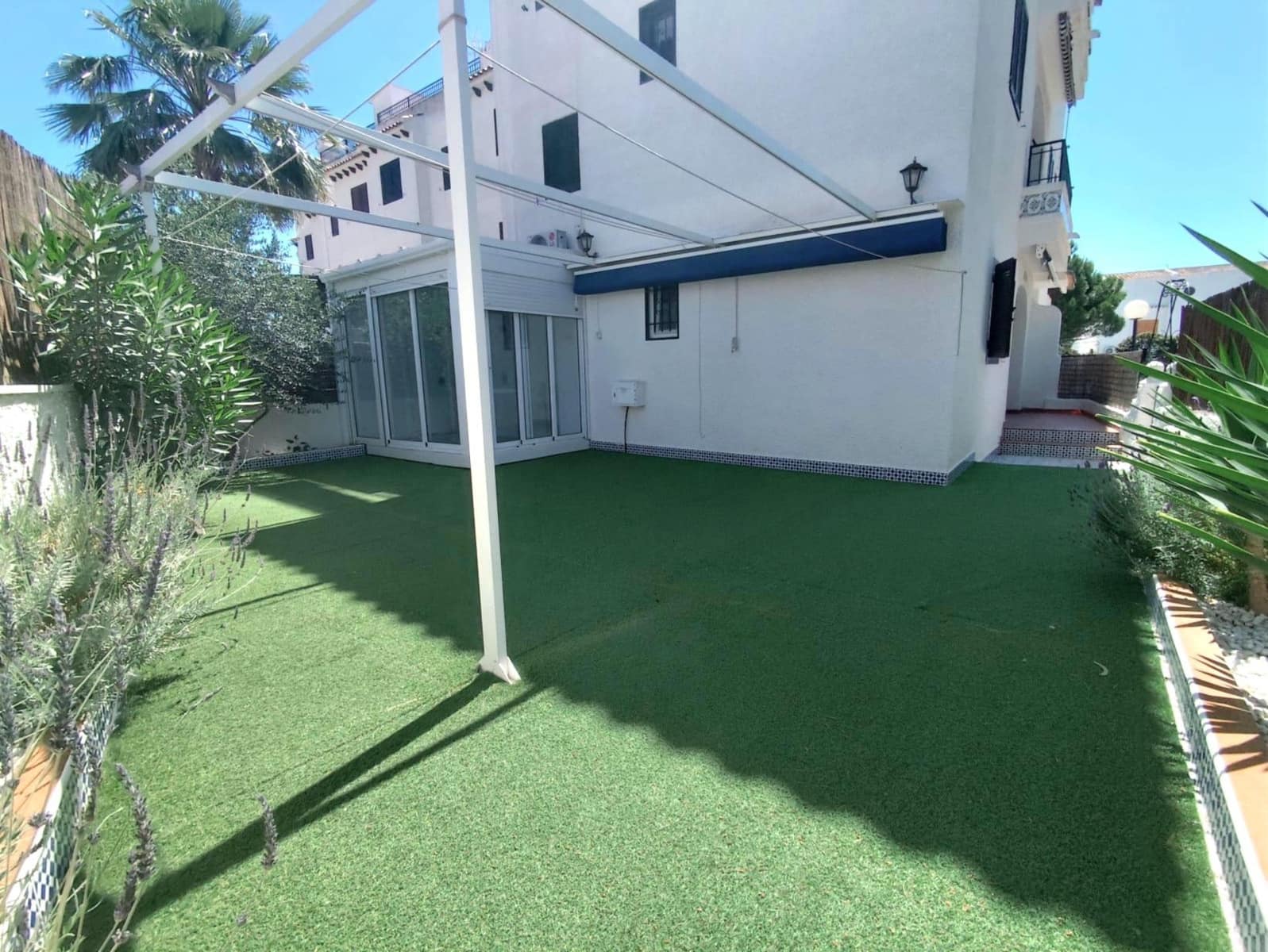 2 soverom Bungalow til salgs i Cabo Roig - € 225 000 (Ref: 9908744)