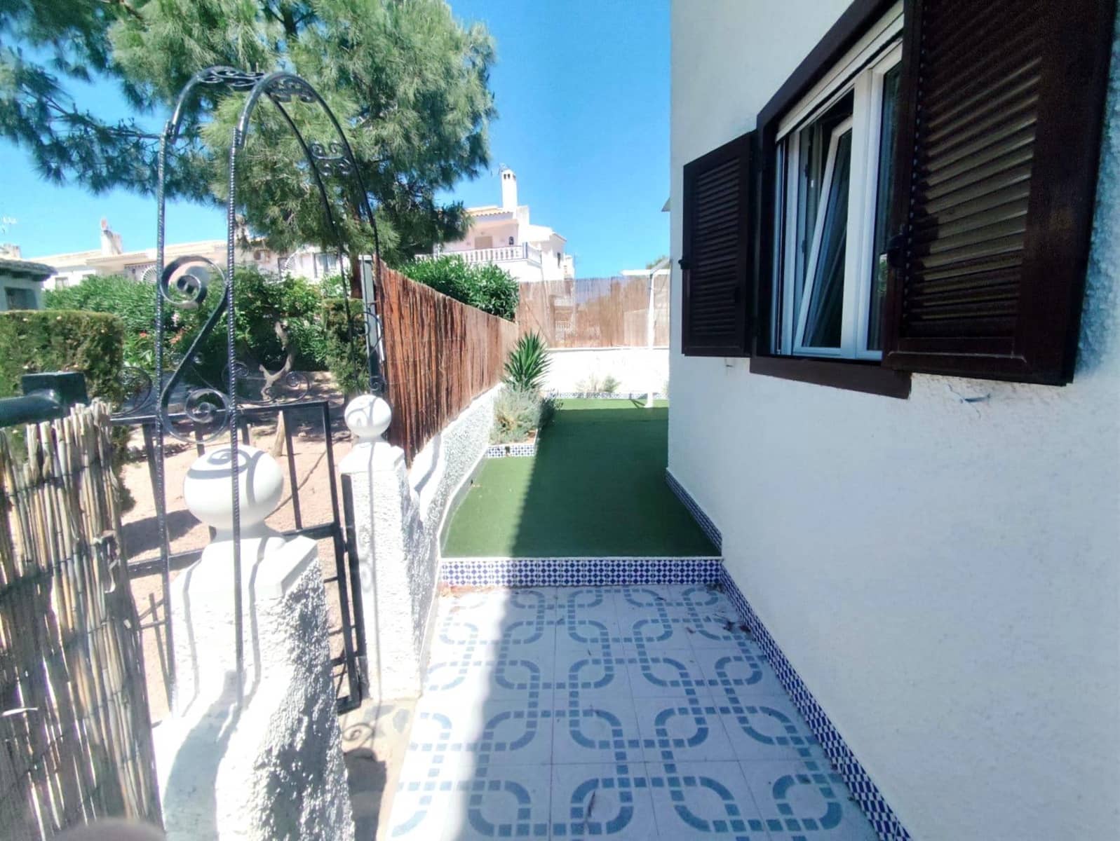 2 soverom Bungalow til salgs i Cabo Roig - € 225 000 (Ref: 9908744)