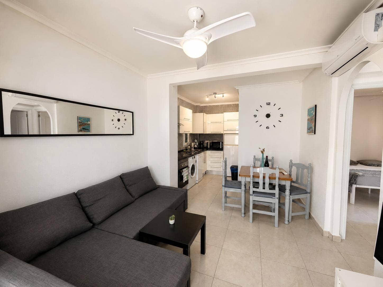 2 soverom Bungalow til salgs i Cabo Roig med svømmebasseng garasje - € 225 000 (Ref: 9908744)
