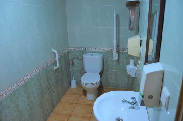 Erhverv til salg i La Veleta, Torrevieja - € 218.000 (Ref: 9908749)