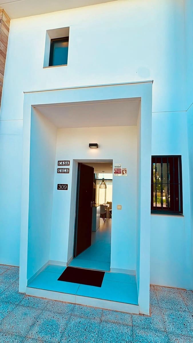 3 bedroom Villa for sale in Orihuela Costa - € 425,000 (Ref: 9908757)