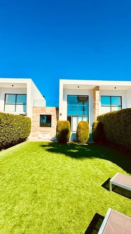 3 bedroom Villa for sale in Villamartín - Las Filipinas, Orihuela - € 425,000 (Ref: 9908757)