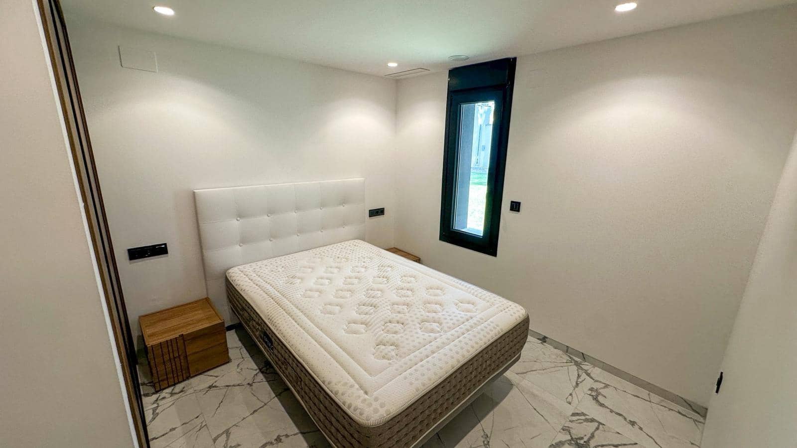 4 sovrum Villa till salu i Orihuela Costa med garage - 2 950 000 € (Ref: 9908758)