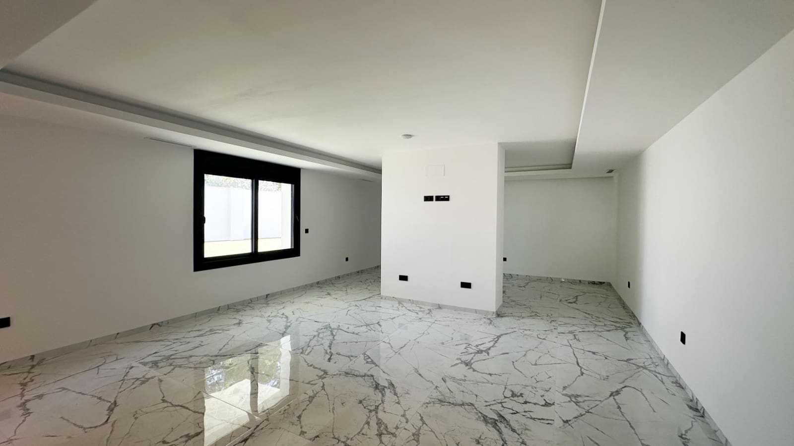 4 sovrum Villa till salu i Orihuela Costa med garage - 2 950 000 € (Ref: 9908758)