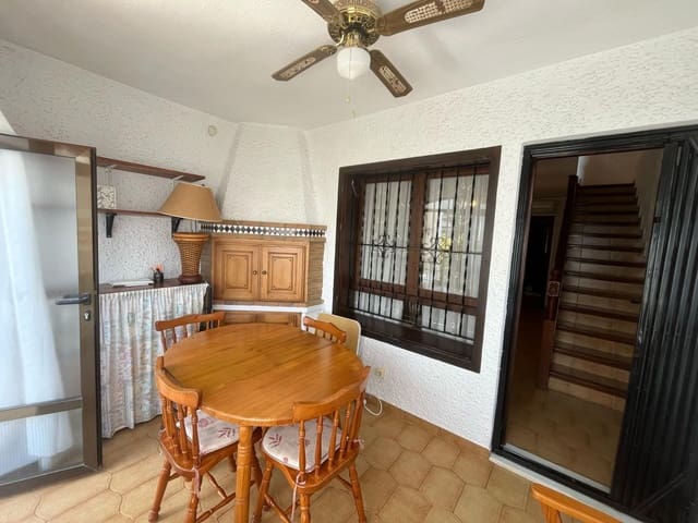 2 slaapkamer Rijtjeshuis te huur in Cabo Roig, Orihuela met zwembad - € 3.000 (Ref: 9913229)