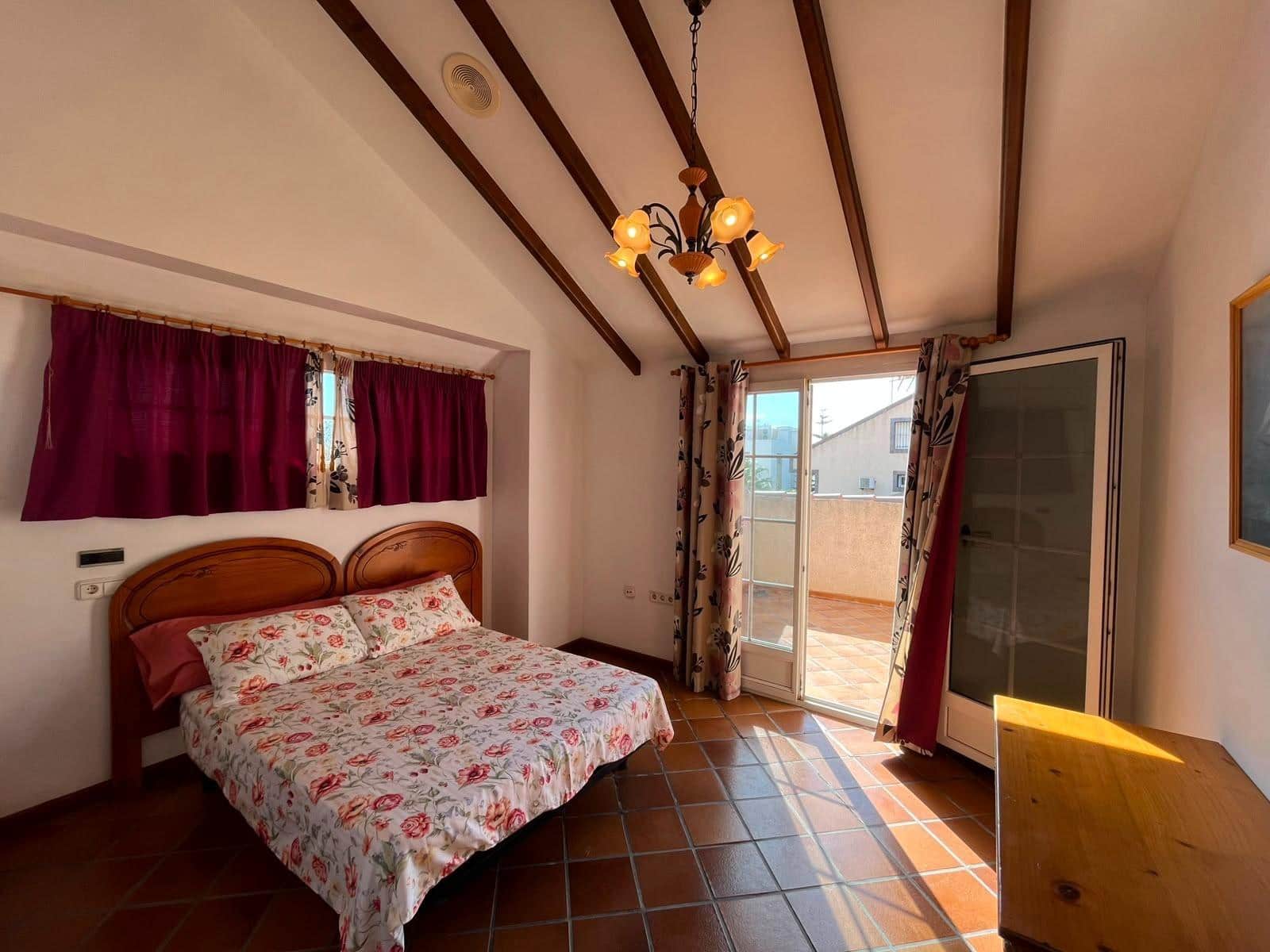 4 sovrum Villa för semesterbostäder i Pilar de la Horadada - 1 050 € (Ref: 9915886)