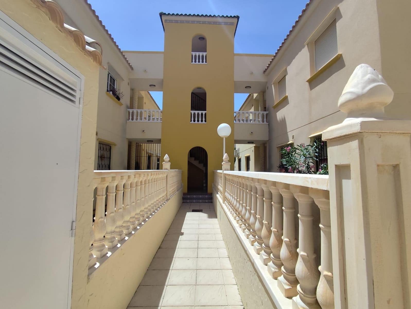Ático de 2 habitaciones en Orihuela Costa en venta con piscina - 189.000 € (Ref: 9922363)