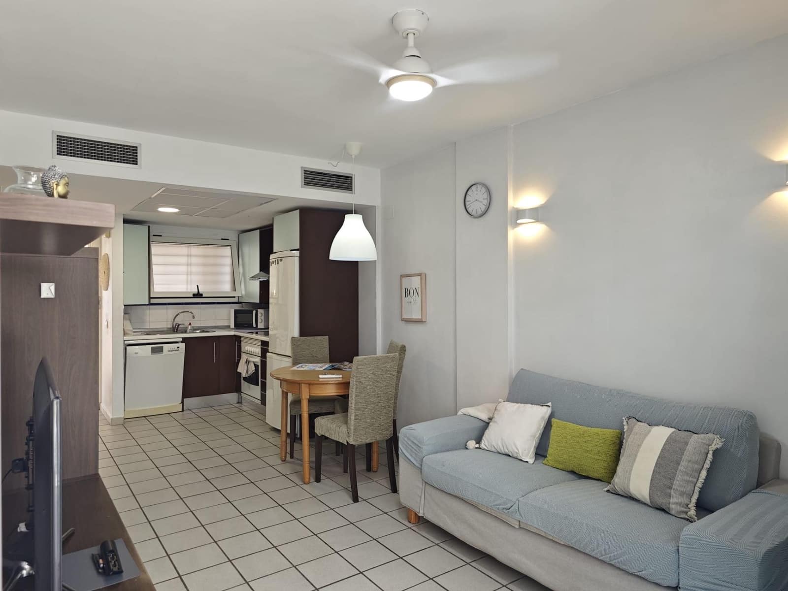 Apartamento de 1 habitación en Orihuela Costa en venta con piscina garaje - 199.000 € (Ref: 9927456)