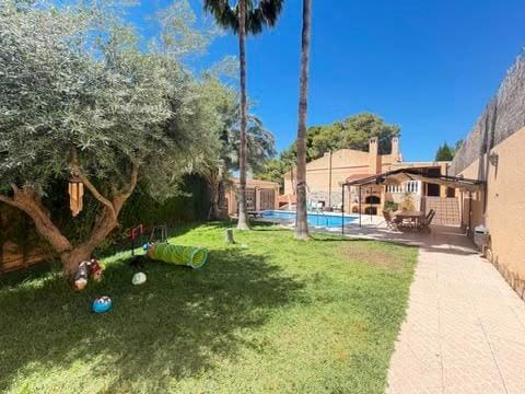 4 chambre Villa/Maison à vendre à Los Balcones - Los Altos, Torrevieja avec piscine garage - 490 000 € (Ref: 9929462)
