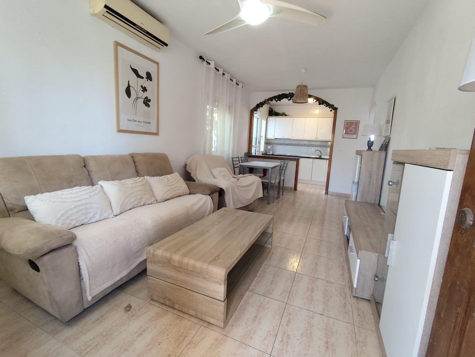 3 Zimmer Reihenhaus zu verkaufen in La Zenia mit Pool Garage - 285.000 € (Ref: 9952690)