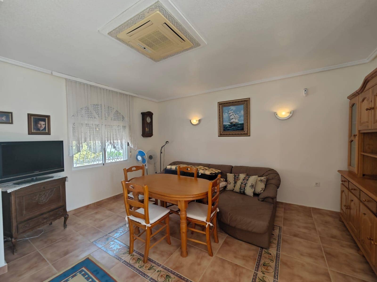 3 camera da letto Villa in vendita in Torrevieja con piscina - 470.000 € (Rif: 9958037)