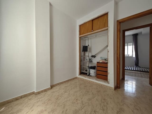 2 Zimmer Wohnung zu verkaufen in Torrevieja - 149.000 € (Ref: 9973371)