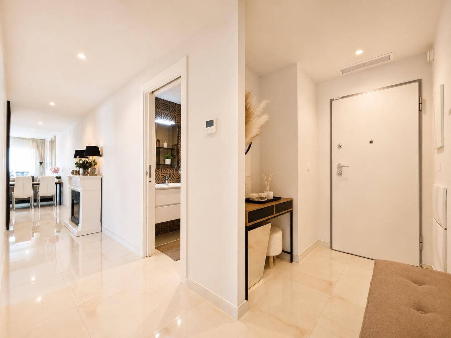 Apartamento de 3 habitaciones en Orihuela Costa en venta con piscina garaje - 485.000 € (Ref: 9985029)