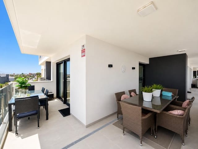 Apartamento de 3 habitaciones en Punta Prima, Orihuela en venta con piscina garaje - 485.000 € (Ref: 9985029)