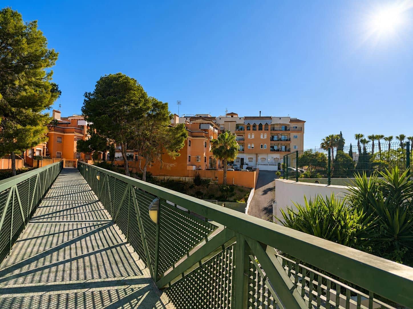 2 camera da letto Bungalow in vendita in Playa Flamenca con piscina - 159.000 € (Rif: 9998850)