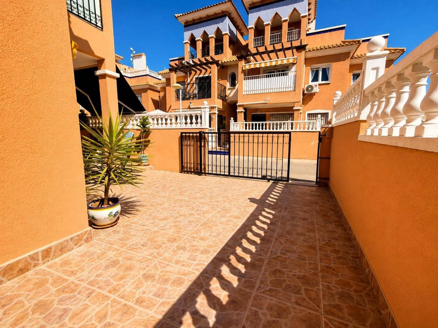 2 camera da letto Bungalow in vendita in Playa Flamenca con piscina - 159.000 € (Rif: 9998850)