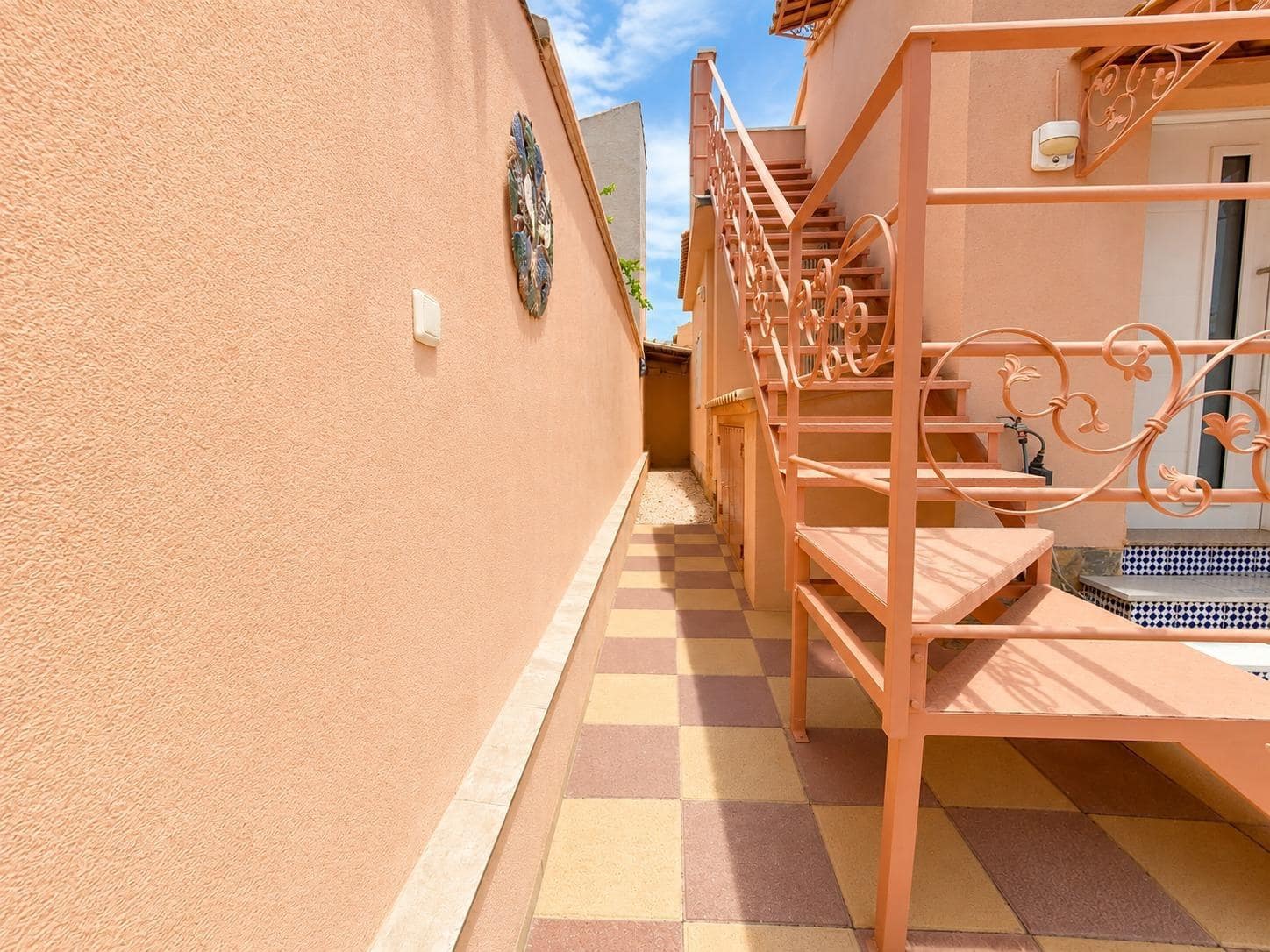3 slaapkamer Villa te koop in Pilar de la Horadada met zwembad garage - € 449.000 (Ref: 9998851)