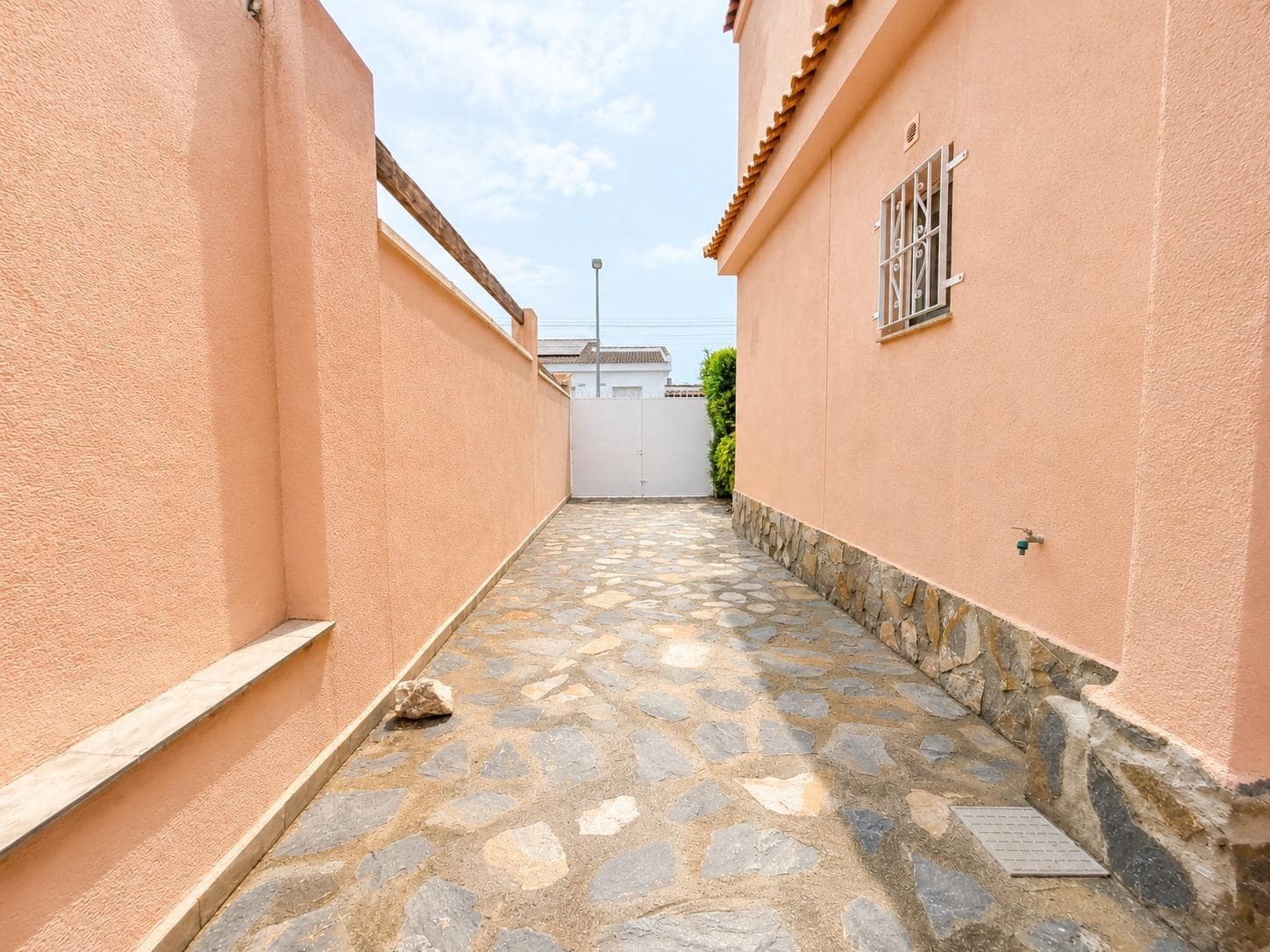 3 slaapkamer Villa te koop in Pilar de la Horadada met zwembad garage - € 449.000 (Ref: 9998851)