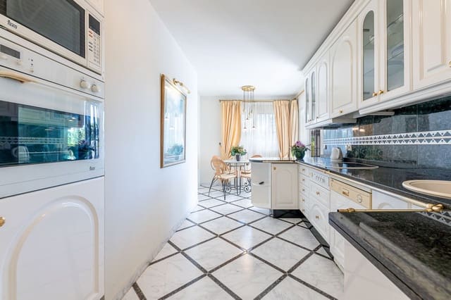 3 chambre Villa/Maison à vendre à El Chaparral, Mijas avec piscine garage - 999 000 € (Ref: 10009950)