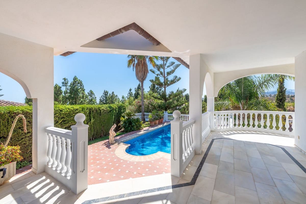 3 chambre Villa/Maison à vendre à El Chaparral avec piscine garage - 999 000 € (Ref: 10009950)