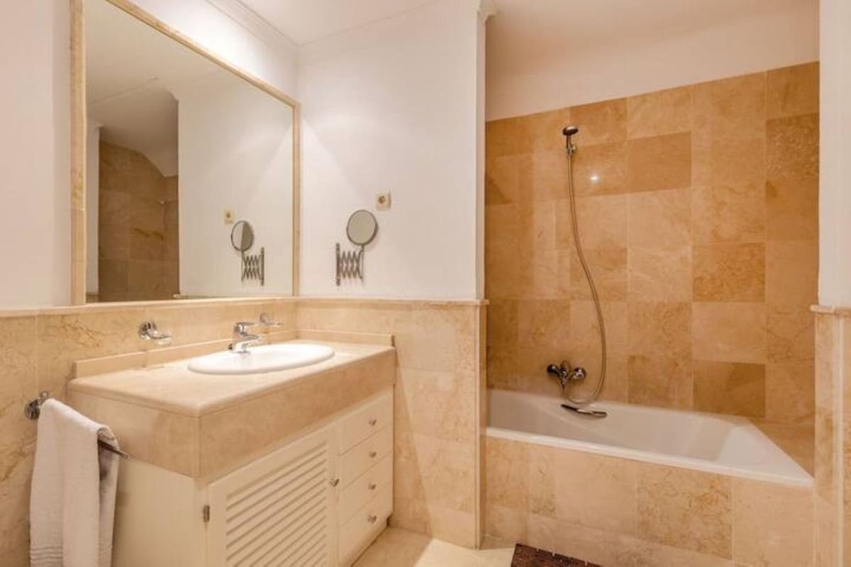 3 quarto Apartamento para arrendar em Alora com piscina garagem - 3 300 € (Ref: 10048514)