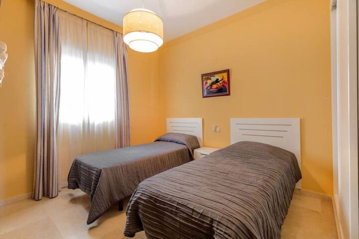 3 quarto Apartamento para arrendar em Alora com piscina garagem - 3 300 € (Ref: 10048514)